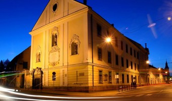 Képgyűjtemény az esti Egerről A Dobó István Gimnázium - Fotonemes.hu