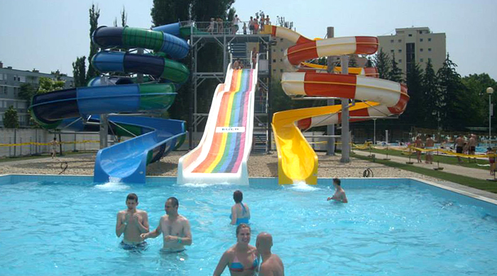 Egri strand csúszdák