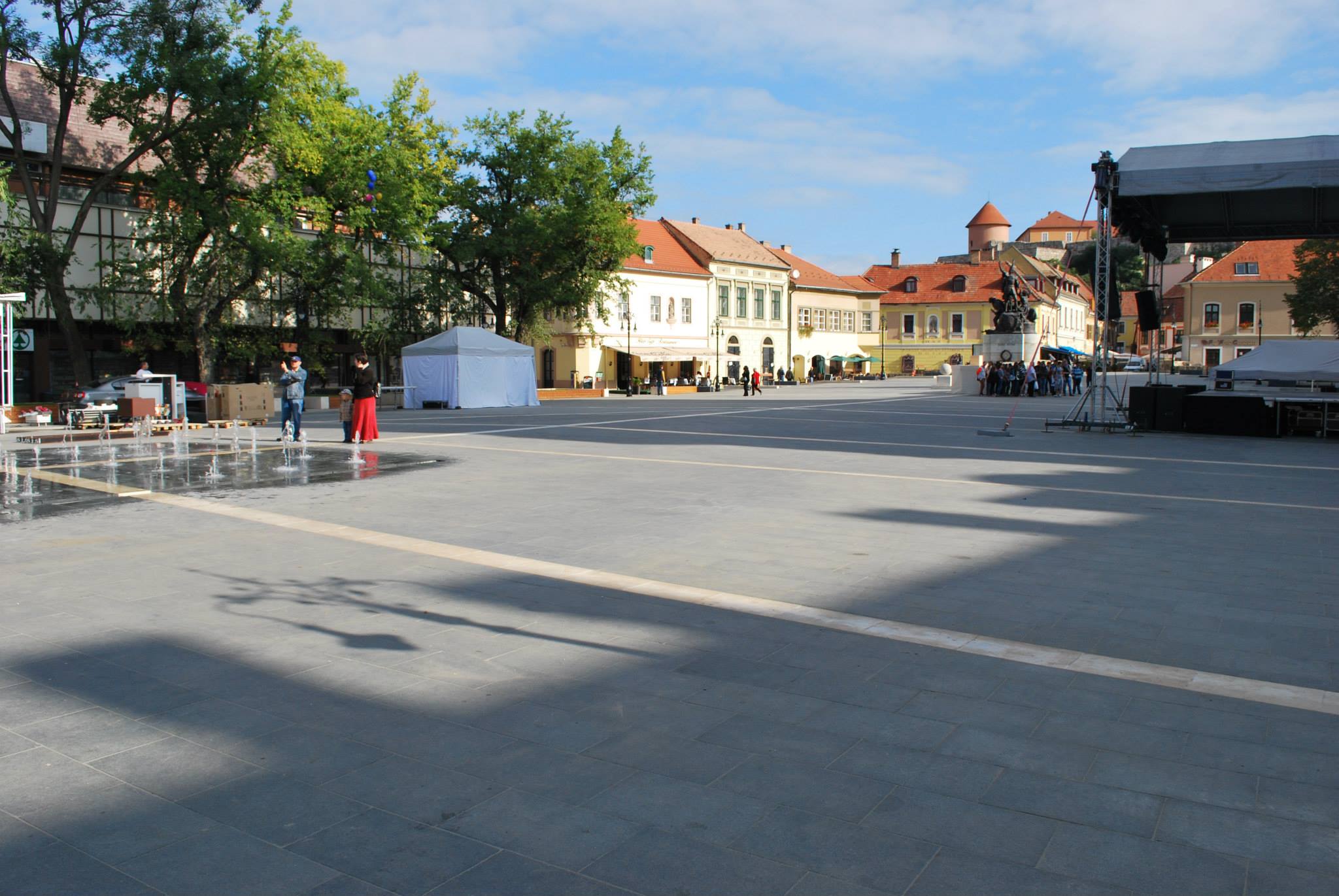 10636348_847373178615558_6704590911061865001_o